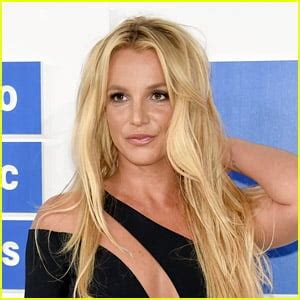 celebrity nude beach|Britney Spears Shares Naked Beach Vacation Photos